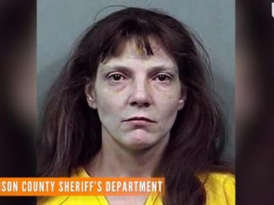 Bonita Lynn Vela es el nombre de la mujer que realiz&oacute; cortes en el pene de un joven en Estados Unidos.