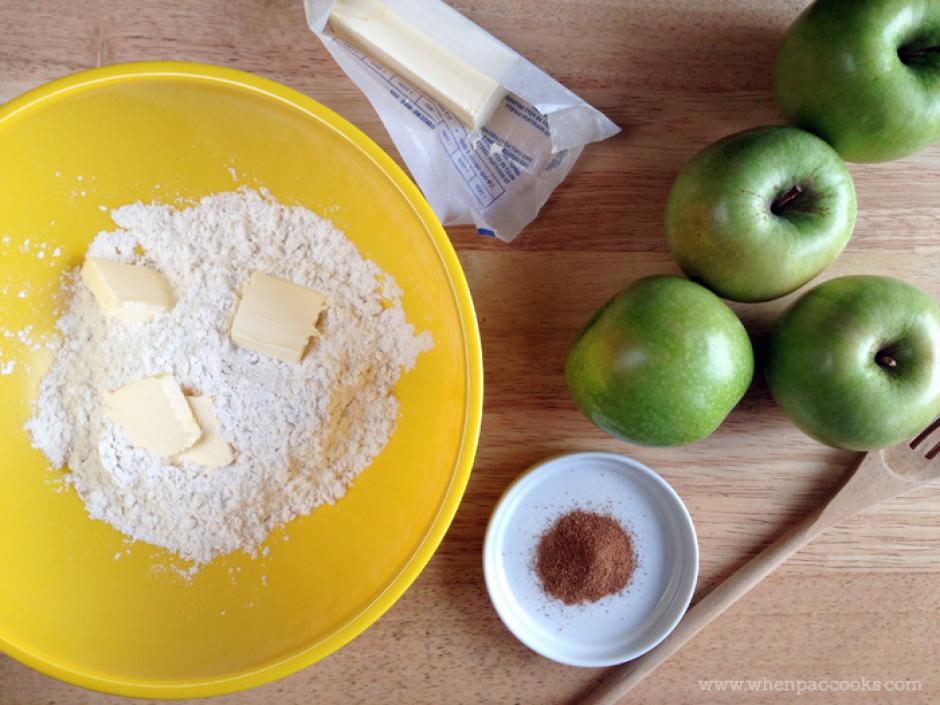 Reunimos todos los ingredientes antes de iniciar. Este pie de manzana toma un poco m&aacute;s de tiempo, pero vale la pena.&nbsp;