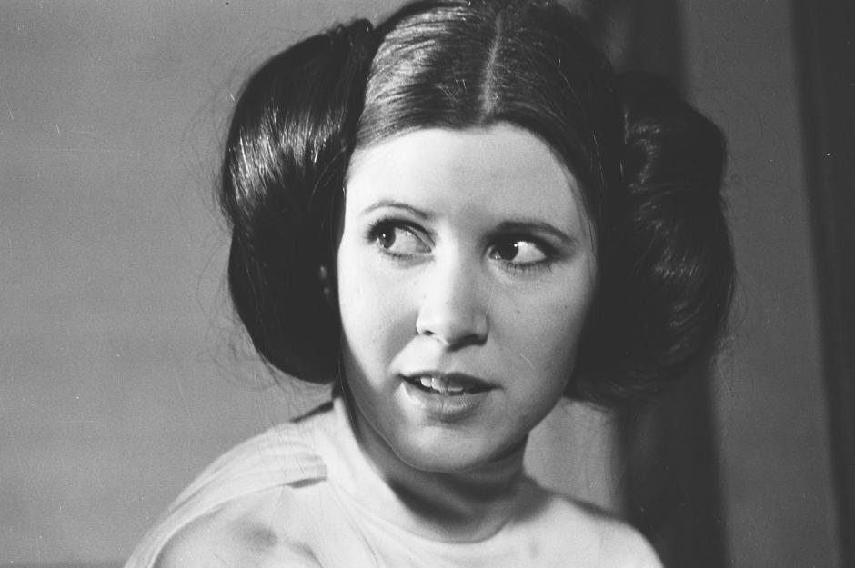 "La princesa Leia" revel&oacute; lo que vivi&oacute; durante el rodaje de la Guerra de las Galaxias en 1976. (Foto: Pinterest)