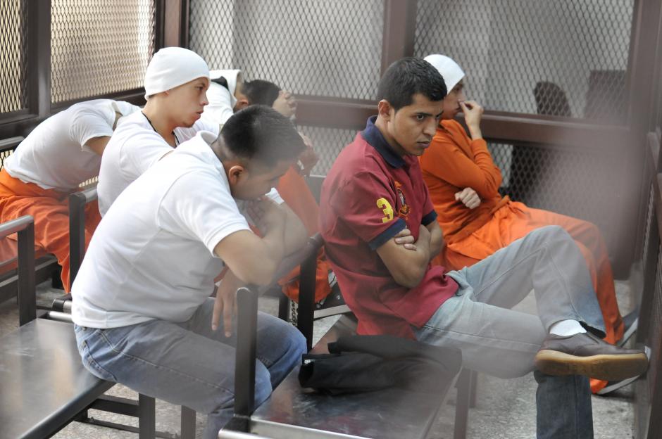 El Tribunal de Mayor Riesgo B emiti&oacute; condenas de 106 a 114 a&ntilde;os contra el grupo "Los Zetas" que habr&iacute;a participado en la matanza de 27 campesinos en Pet&eacute;n. (Foto:Nuestro Diario)