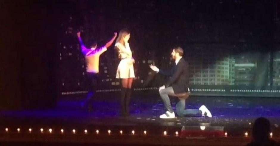El Mago Pop fue complice de Morata para pedir matrimonio. (Foto: Captura de video)