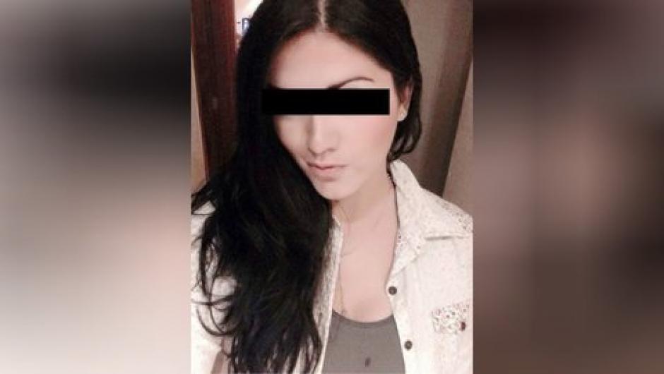 Una guapa rumana de 25 a&ntilde;os, llamada Adelina Albu, ofreci&oacute; en Facebook pagar 350 libras a quien la embarace. (Foto: Adelina Albu)