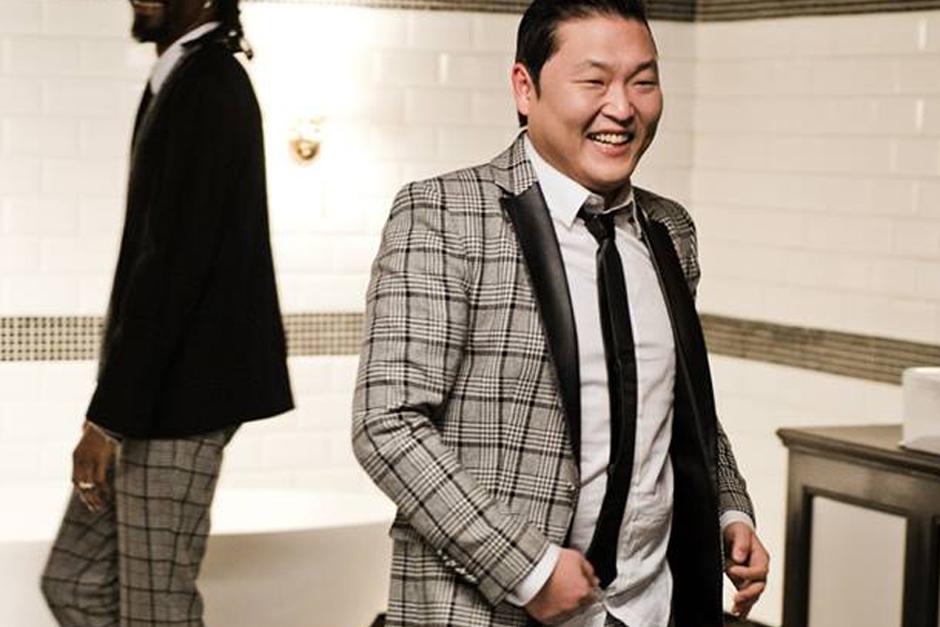 Se espera que más de 100.000 personas salgan a la calle esta madrugada para animar a "la roja de Asia" y se desplegarán 10.000 policías, según las autoridades de Seúl.&nbsp;