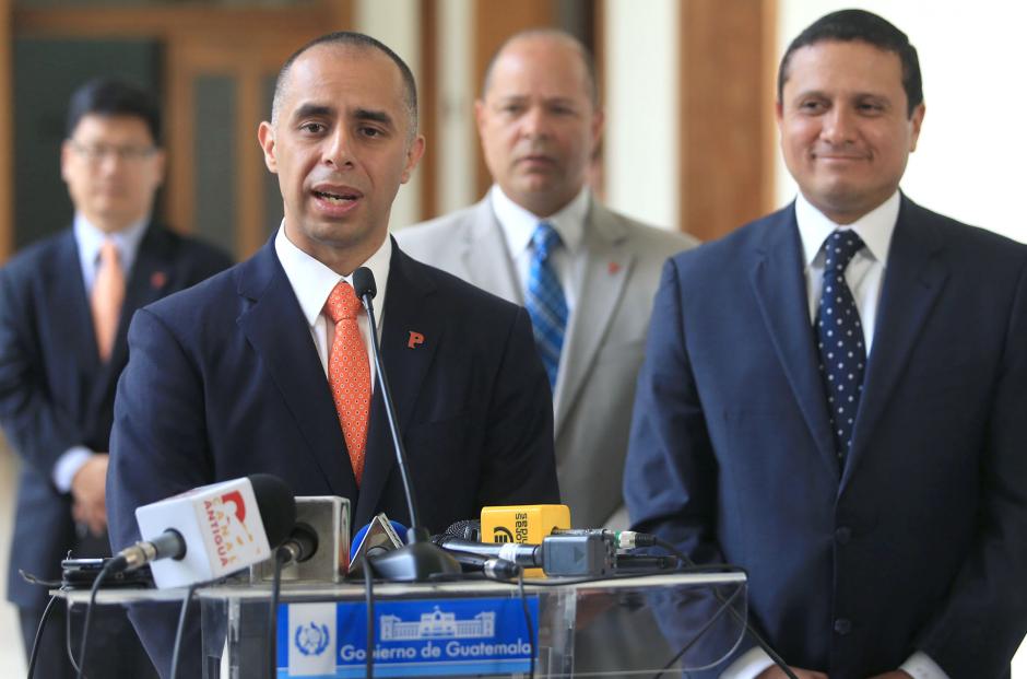 Jorge Elorza, hijo de padres guatemaltecos, es el alcalde de Providence, Rhode Island y se encuentra de visita en el pa&iacute;s para promover el intercambio cultural y el turismo. (Foto: Presidencia)