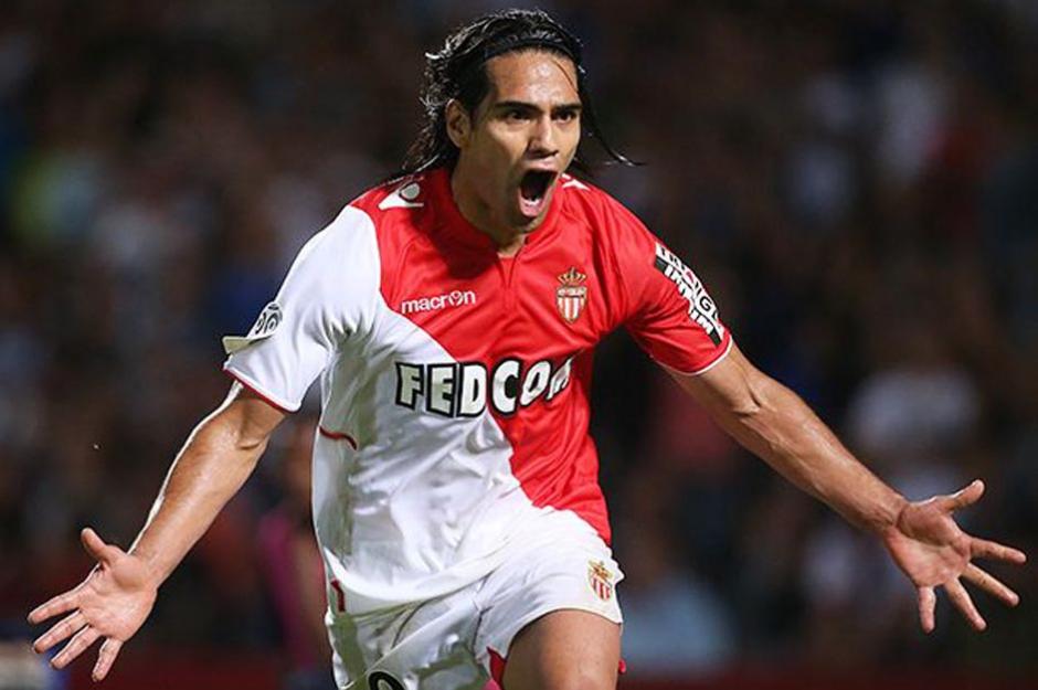 Falcao tuvo su mejor rendimiento con el M&oacute;naco, algo que no ha podido imitar con el Manchester United. (Foto: AFP)