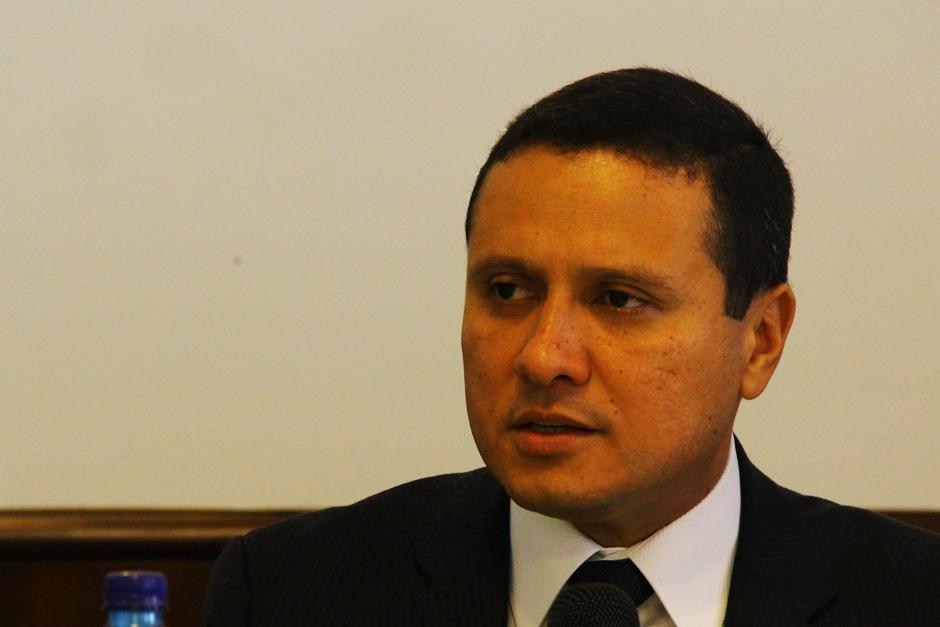 Raúl Morales, ministro de Relaciones exteriores, detalló que tienen conocimiento de los actos de corrupción en el consulado de Arizona y que ya fue destituido el cónsul de San Francisco, California. (Foto: Alexis Batres/Soy502)