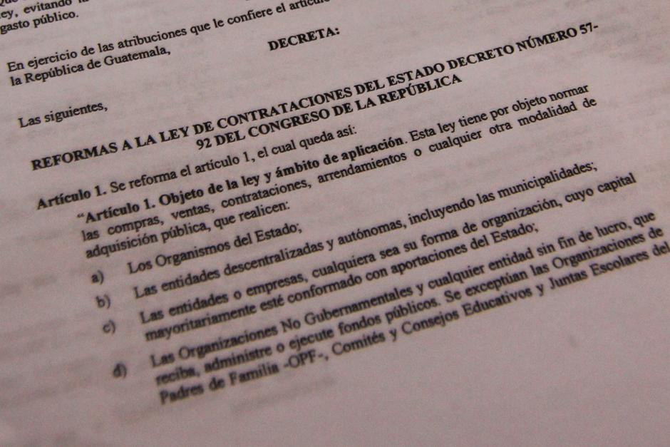 Este miércoles se presentó las Reformas para la Ley de Compras y Contrataciones del Estado, se pide que el Congreso la conozca y las aprueba de urgencia nacional. (Foto: Alexis Batres/Soy502)