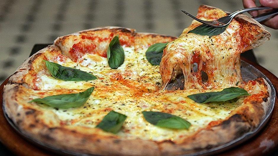 Algunas cajas de pizza contienen productos qu&iacute;micos nocivos para la salud, lo que ha motivado a actuar al Consejo para la Defensa de Recursos Naturales estadounidense. Fotograf&iacute;a: REUTERS Paulo Whitaker