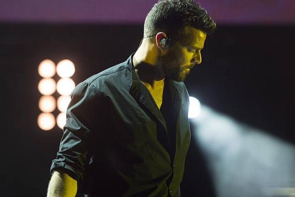 El cantante puertorriqueño cambiará de fechas su gira en México para poder estar presente en la ceremonia de los juegos deportivos regionales. (Foto: EFE)