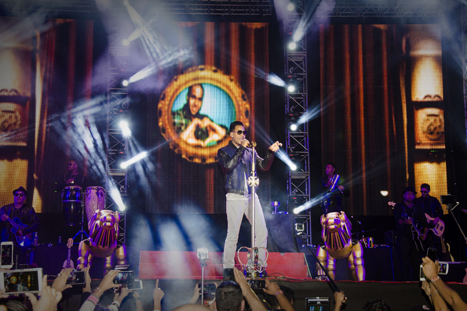 Romeo Santos hizo vibrar a 26 mil cuates y demostr&oacute; que el t&iacute;tulo del "Rey de la bachata" es m&aacute;s que merecido. (Foto: Abner Salguero / Nuestro Diario)