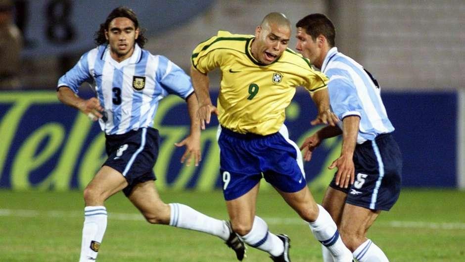 Ronaldo disput&oacute; las ediciones de 1997 y 1999 de la Copa Am&eacute;rica. (Foto: goal.com)