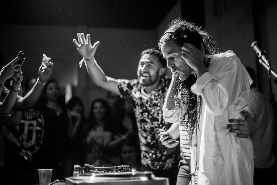 Rub&eacute;n Albarr&aacute;n, vocalista de Caf&eacute; Tacvba tiene otro proyecto musical. (Foto: Santa Barbara Bowl) 