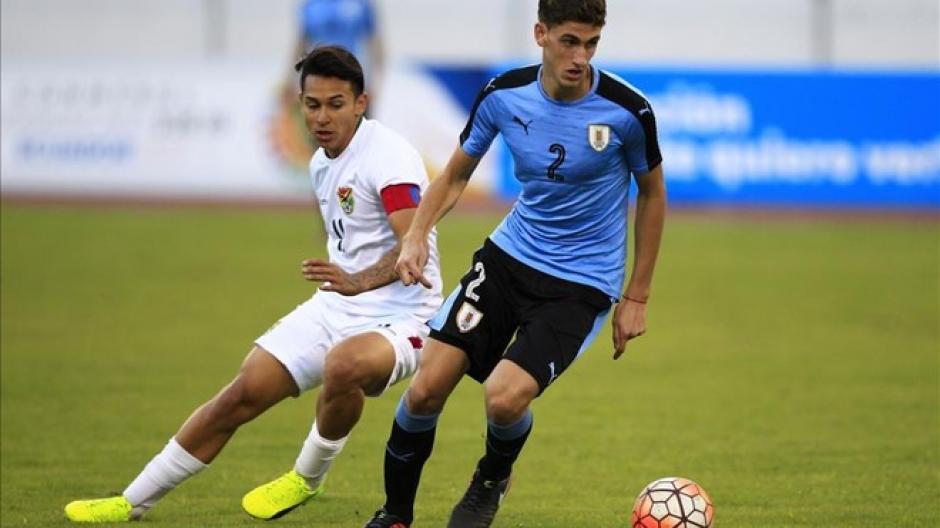 Santiago Bueno es un defensa central uruguayo. (Foto: sportenglish.com)