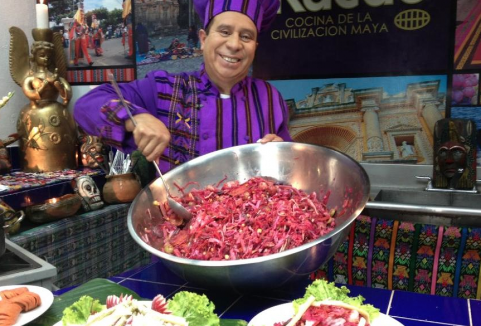 Autoridades informan de la captura del presunto responsable de dar muerte al chef Humberto Dom&iacute;nguez el pasado 8 de abril. (Foto: Facebook)