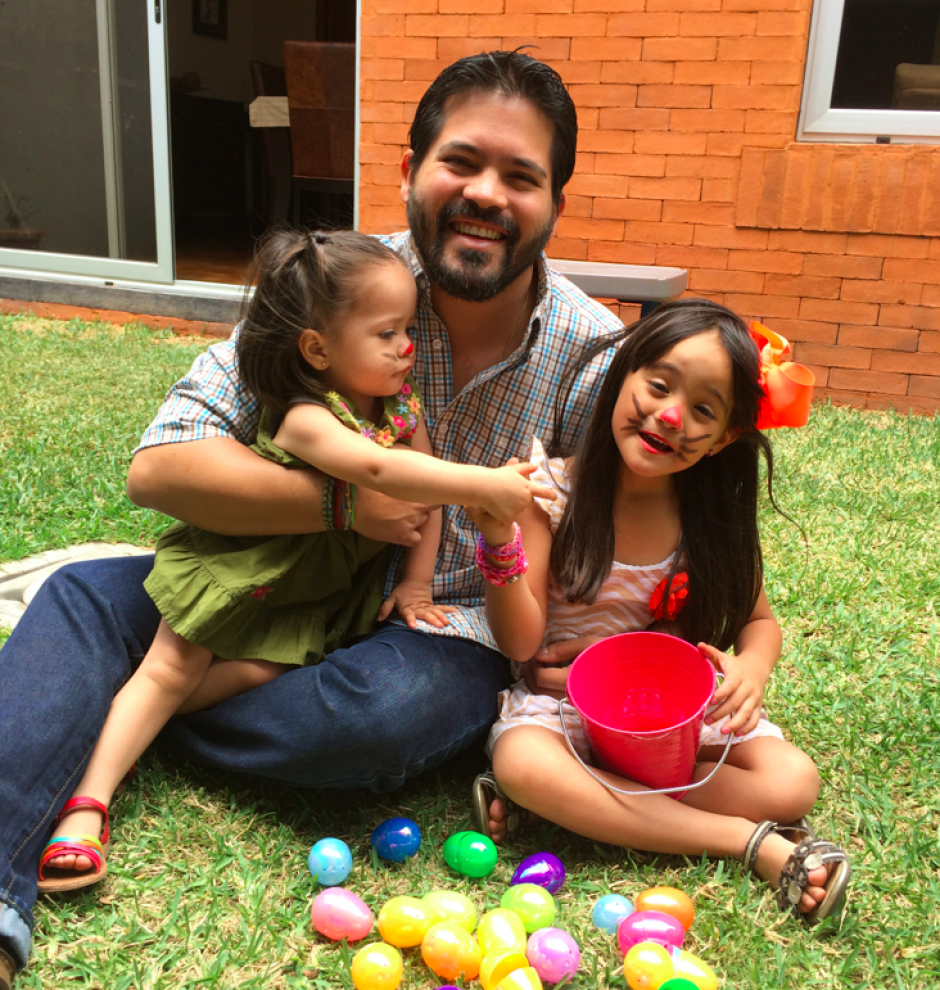 Hoy quiero hacer un reconocimiento p&uacute;blico a Chepe, mi pareja, el pap&aacute; de mis hijas, un hombre que sabe que la crianza es responsabilidad de dos. (Foto: archivo Nancy Chang).