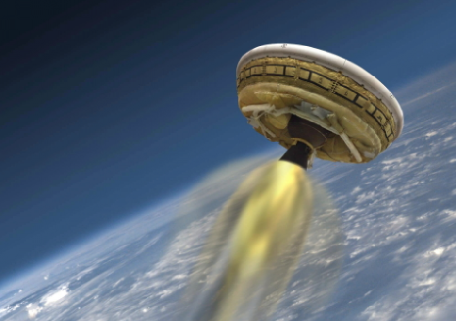 La agencia espacial NASA est&aacute; experimentando con este "platillo volador" que en futuro podr&iacute;a transportar a personas hasta Marte. (Foto: EFE/ EPA/ NASA)