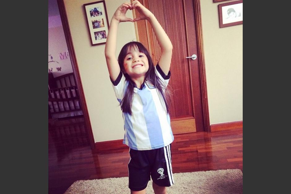 Mi hija se volvi&oacute; hincha de Argentina porque su jugador favorito es Messi. (Foto: Nancy Chang)