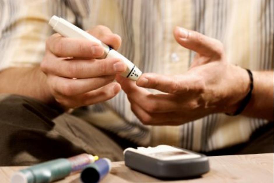 De acuerdo con c&aacute;lculos del Banco Mundial, s&oacute;lo el reducir un uno por ciento la mortalidad por enfermedades cardiovasculares en China supondr&iacute;a para la segunda econom&iacute;a mundial un ahorro de 10.7 billones de d&oacute;lares entre 2010 y 2040. (Foto: AFP)&nbsp;