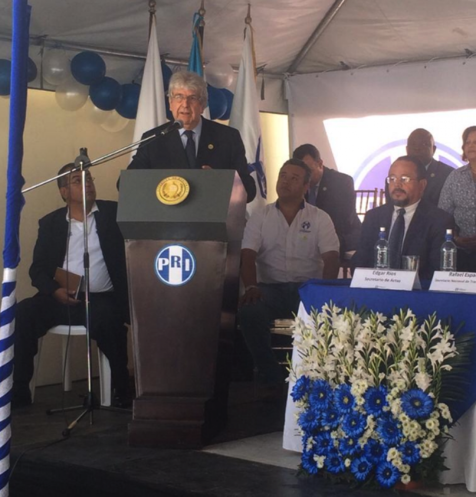 El exvicepresidente Rafael Espada será el candidato a la alcaldía del PRI y fue nombrado como Secretario de Transparencia. (Foto: PRI)