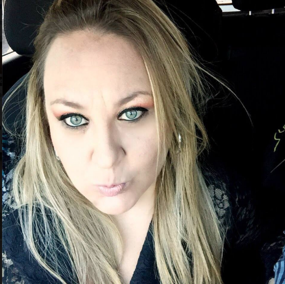 Esta es la última fotografía que María Martha Castañeda compartió en sus redes sociales; lo hizo horas antes del inicio del juicio al que no se presentó. (Foto: Facebook)&nbsp;