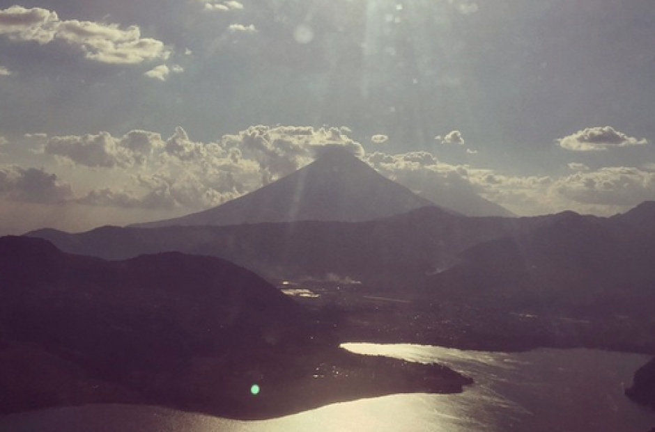 La foto del artista recibió miles de comentarios en las redes sociales. (Foto Facebook/EnriqueIglesias)&nbsp;