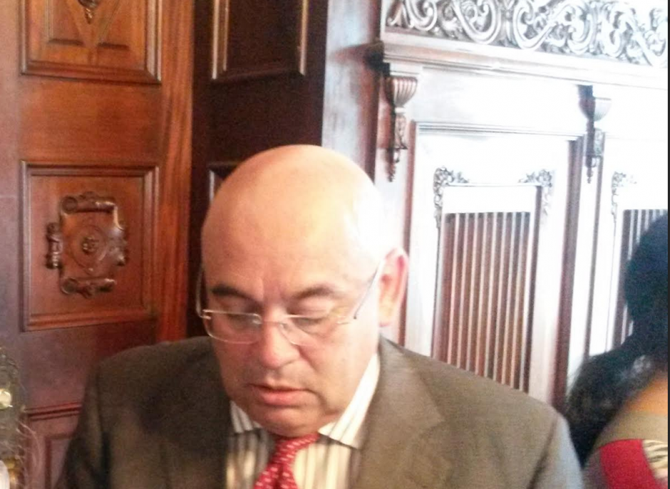 El vocero Presidencial, Jorge Ortega, brindó una breve conferencia de prensa. Mientras tanto, ni el Presidente, ni la Vicepresidenta han dado declaraciones tras destaparse el escándalo de la red de defraudación que involucra a la cúpula de la SAT y al Secretario Privado de Baldetti, Juan Carlos Monzón. (Foto: Soy502)