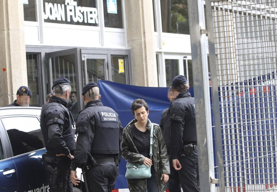El alumno mat&oacute; e hiri&oacute; a cuatro personas con una ballesta en un instituto en Barcelona. (Foto: EFE)&nbsp;