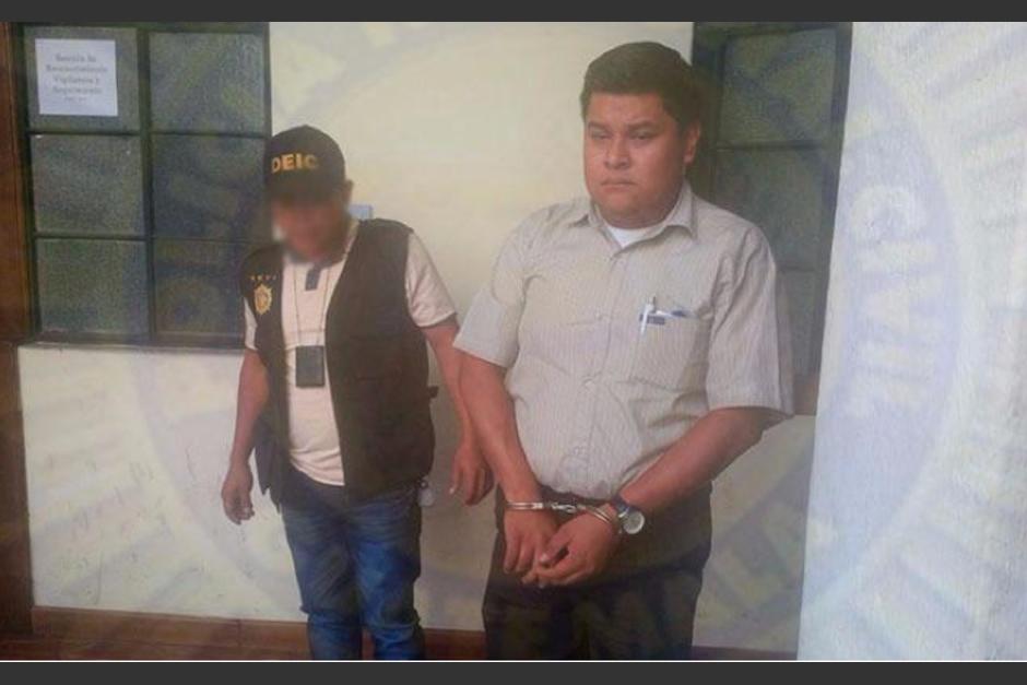 El trabajador del MP es se&ntilde;alado de haber robado siete cheques del fondo rotativo de la Oficina de Protecci&oacute;n al testigo&nbsp;del MP. (Foto: PNC)&nbsp;