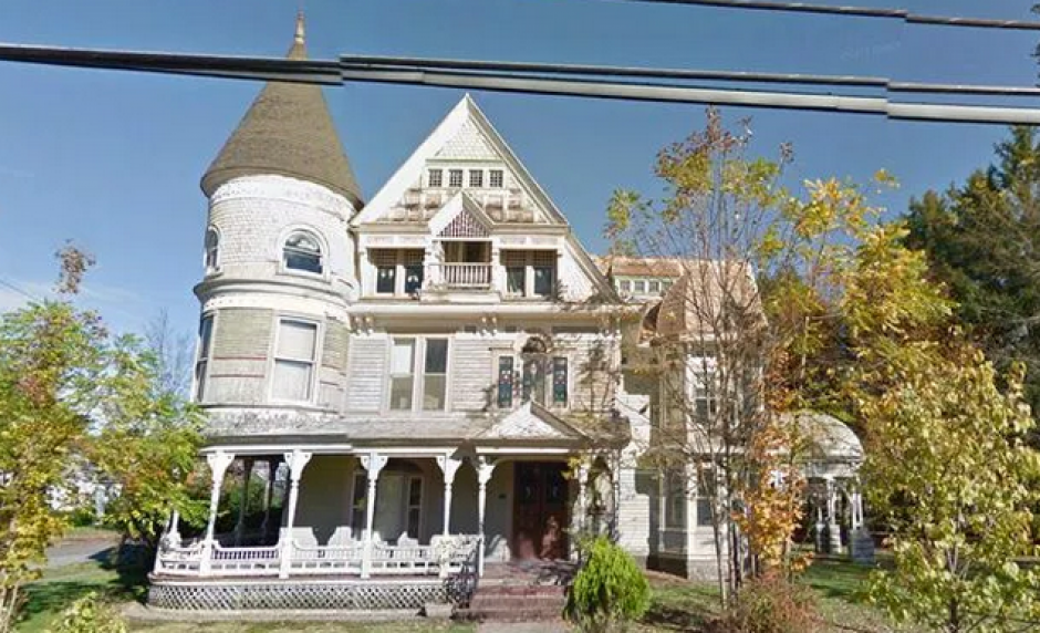 La casa ftografiada por Google Street que caus&oacute; p&aacute;nico. (Foto: sopitas.com)