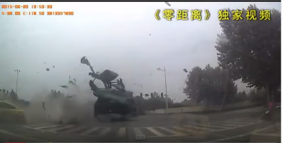 El accidente parace ser uno de los m&aacute;s impactantes que han ocurrido en la carretera de Nanjing en los &uacute;tlimos tiempos.&nbsp;