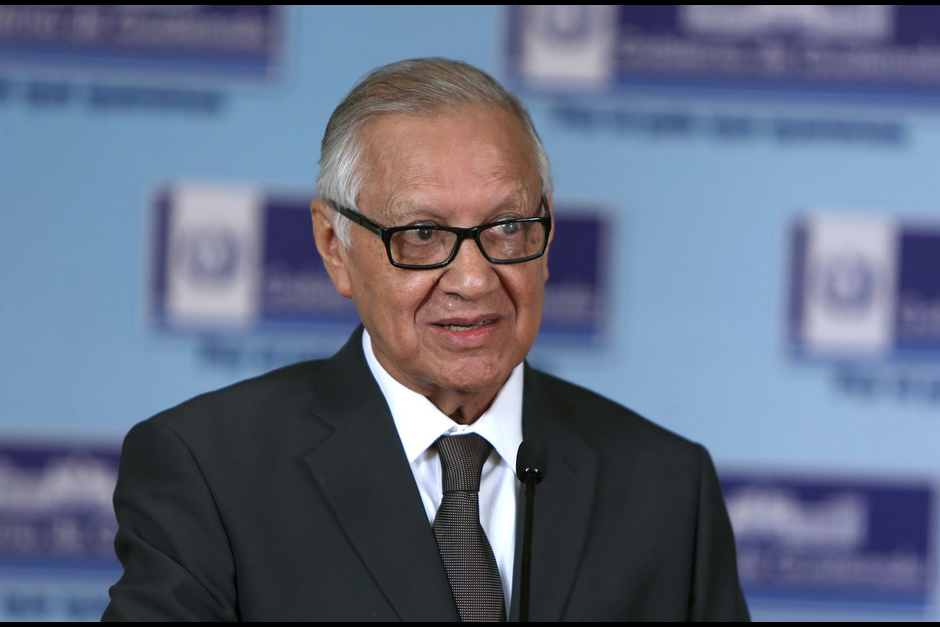 El presidente Maldonado habl&oacute; sobre la crisis de los migrantes cubanos en una entrevista televisada desde El Salvador. (Foto: Soy502)