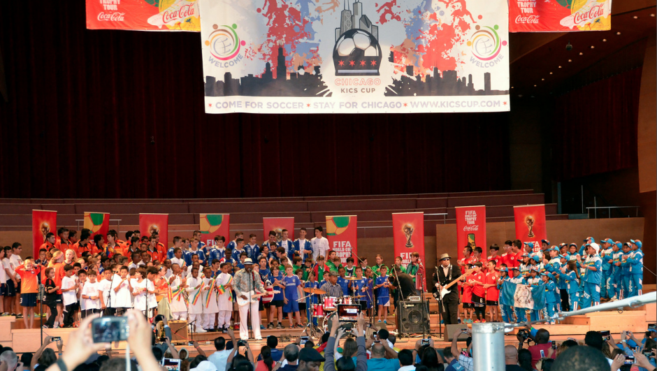 Un grupo de 38 ni&ntilde;as y ni&ntilde;os de aldeas de Solol&aacute; participaron en la Chicago Kics Cup en Estados Unidos. (Foto tomada de:http://www.kicscup.org)