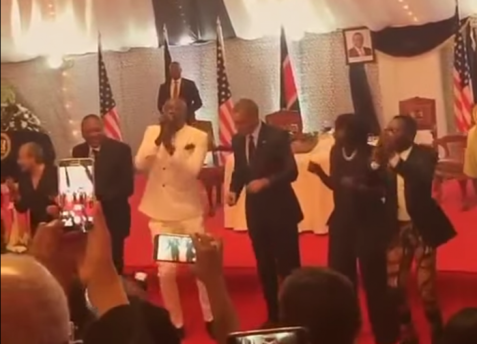 El presidente Barack Obama muestra su talento para bailar. (Foto: YouTube)