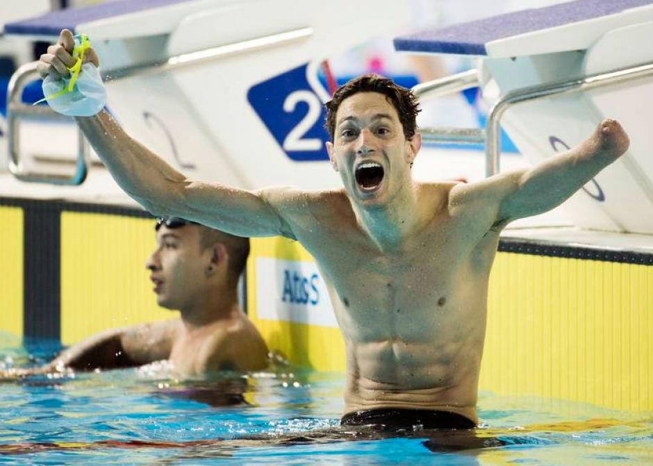 Celebraci&oacute;n del atleta argentino Facundo Lazo al terminar los 100 metros pecho.&nbsp;(Foto: P&aacute;gina oficial de los Juegos Parapanamericanos de Toronto 2015)