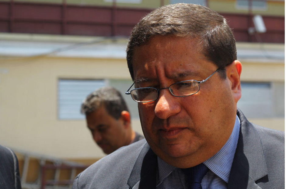 El ministro de Finanzas, Dorval Car&iacute;as, present&oacute; su renuncia este lunes, pero le siguieron sus tres viceministros, adem&aacute;s del ministro de Comunicaciones y la encargada de Segeplan. (Foto: Alexis Batres/Soy502)