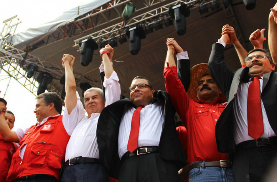 El partido Lider estuvo cerca de ser cancelado, pero finalmente solo dos magistrados, de cinco, votaron para eso. (Foto: Archivo/Soy502)&nbsp;