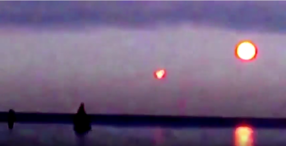 Extra&ntilde;a luz sobre el mar B&aacute;ltico, no encuentra respuesta de la ciencia. 