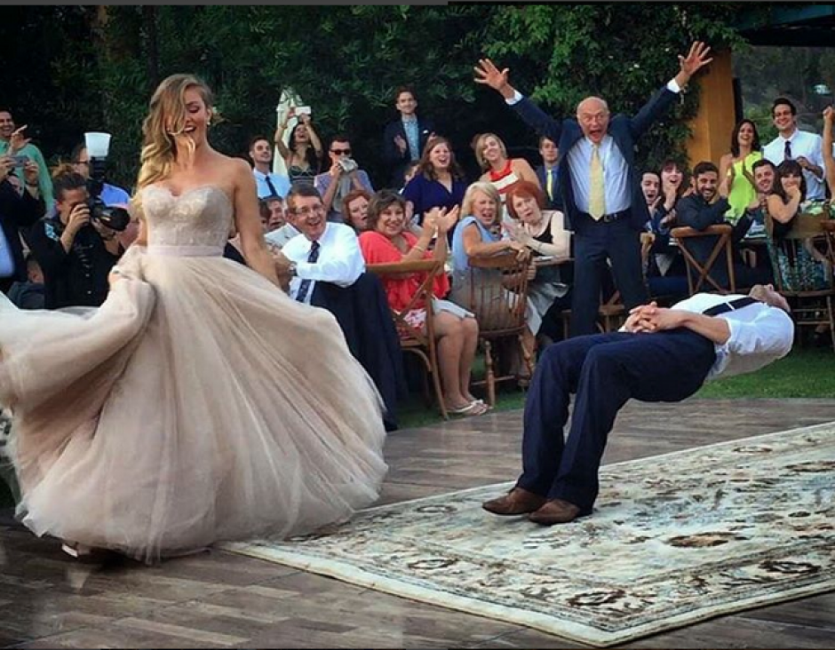 Un impresionante truco de magia en pleno baile de boda, causan furor en las redes sociales. (Foto: Justin Willman)