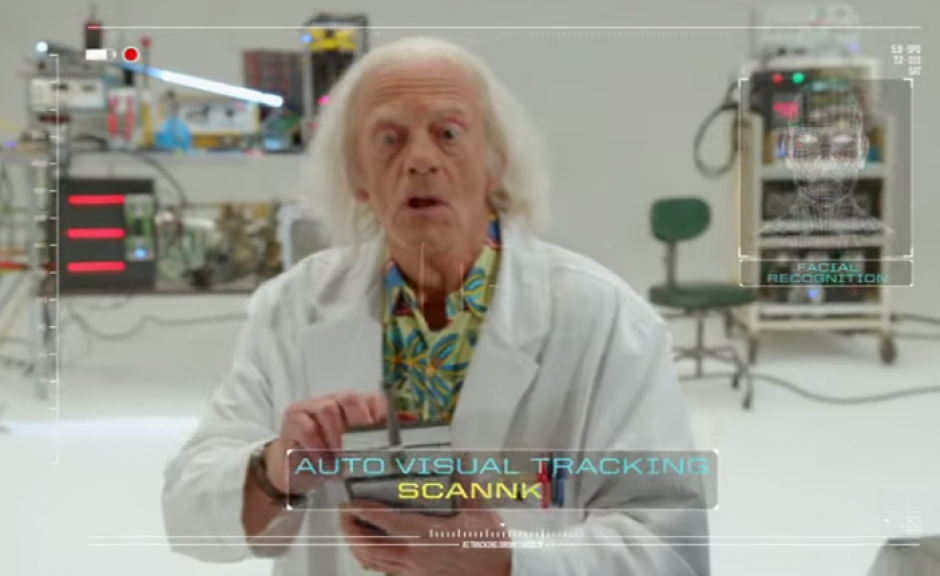 Los productores de "Volver al Futuro" anunciaron la venta de un paquete especial para coleccionista con un divertido comercial protagonizado por el "Doc. Brown". (Imagen: YouTube)