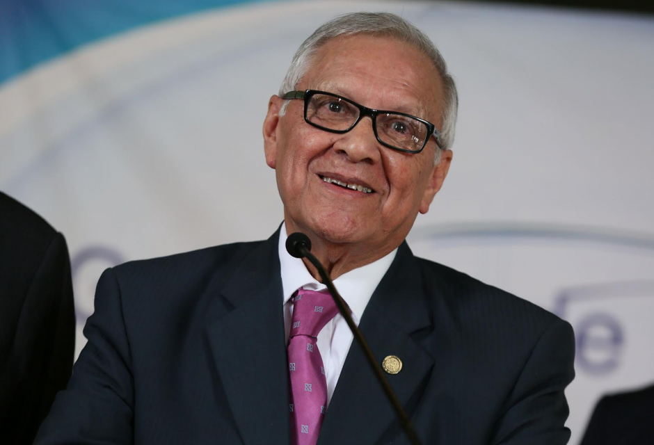 El presidente Alejandro Maldonado Aguirre aseguró que el aumentó al precio de la energía eléctrica es necesario pero será gradual. (Foto: Presidencia)&nbsp;