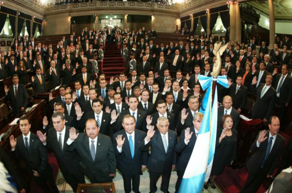 Varios exdiputados seguirán trabajando en el Congreso. (Foto: Congreso)