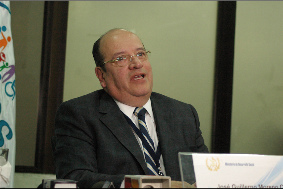 El Ministerio de Desarrollo Social (MIDES) enfrenta serias complicaciones para empezar a ejecutar los programas sociales. En la foto&nbsp;el ministro de Desarrollo Social, Jos&eacute; Moreno. (Foto: Archivo/Soy502)&nbsp;