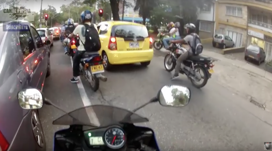 Los motociclistas podr&aacute;n tomarse unos minutos para realizar el tr&aacute;mite sin tener que dirigirse a una agencia de Maycom para realizar el proceso de renovaci&oacute;n o reposici&oacute;n de la licencia. (Foto: Captura de YouTube)&nbsp;