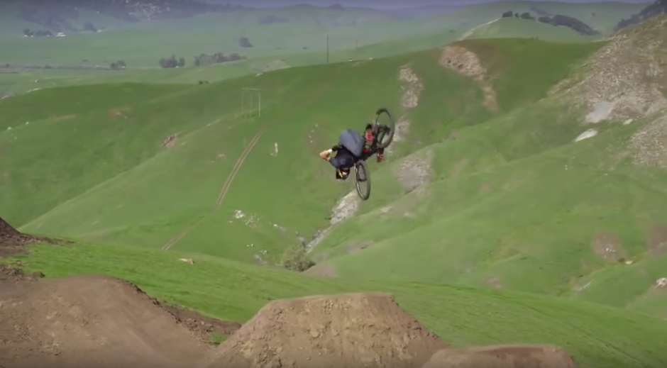 Es probable que el placer al video sea provocado al ver cosas que no podr&iacute;amos hacer nosotros mismos. (Imagen: Captura de YouTube)