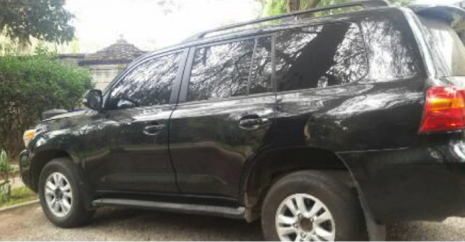 El veh&iacute;culo de "Chico D&oacute;lar" es una camioneta 4Runner, modelo 2014. (Foto MP)