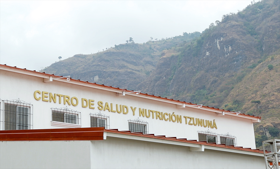 El brazo social de la Cervecería Centro Americana, la Fundación Castillo Córdova, busca proporcionar a los habitantes de Tzununá un servicio de salud de calidad. (Foto: George Rojas/Soy502)