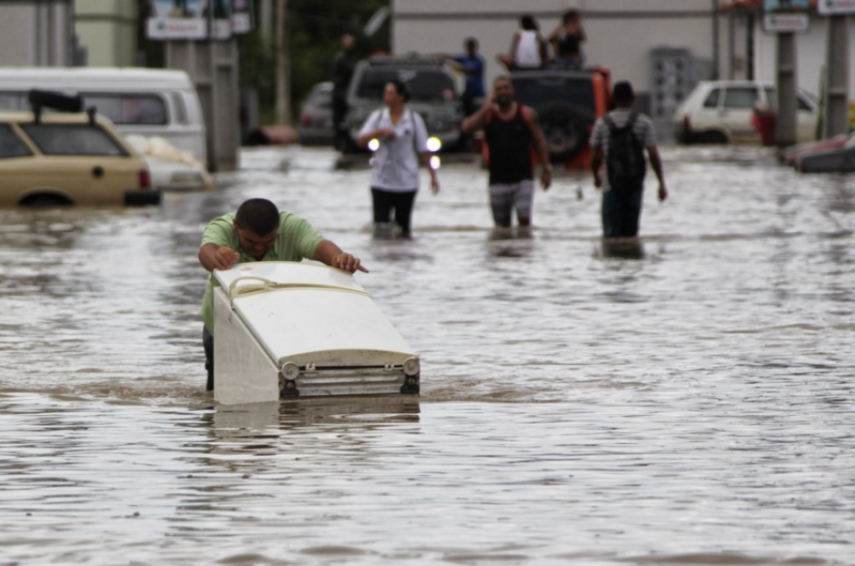 Un temporal de lluvia que azot&oacute; la regi&oacute;n metropolitana de Sao Paulo. (Foto: Agencia Xinhua)