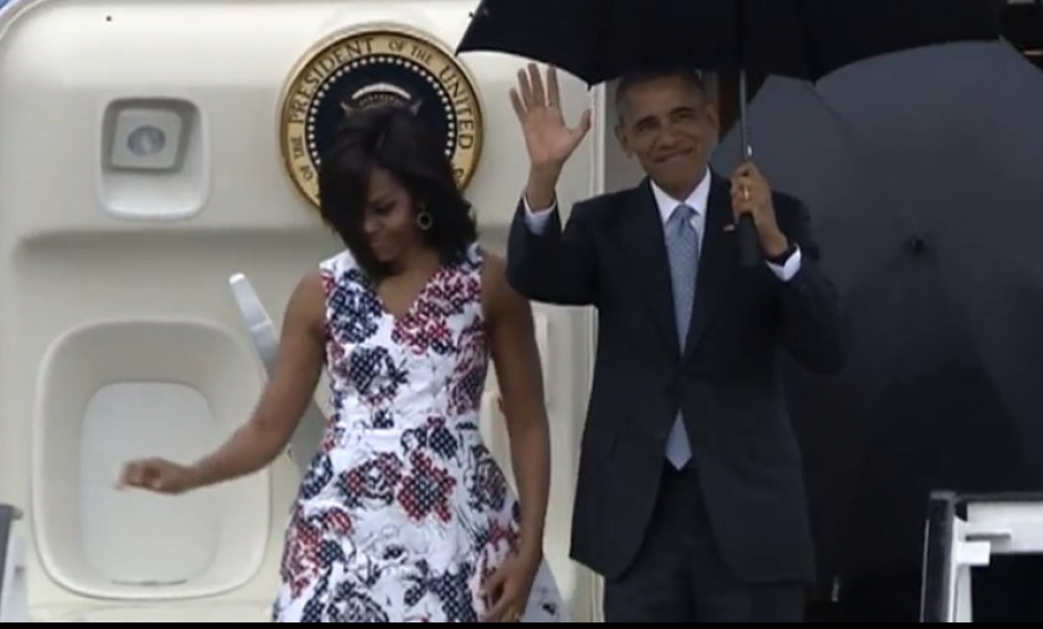 Obama lleg&oacute; a Cuba junto con su familia y salud&oacute; con un tweet. (Foto: Captura CNN) 