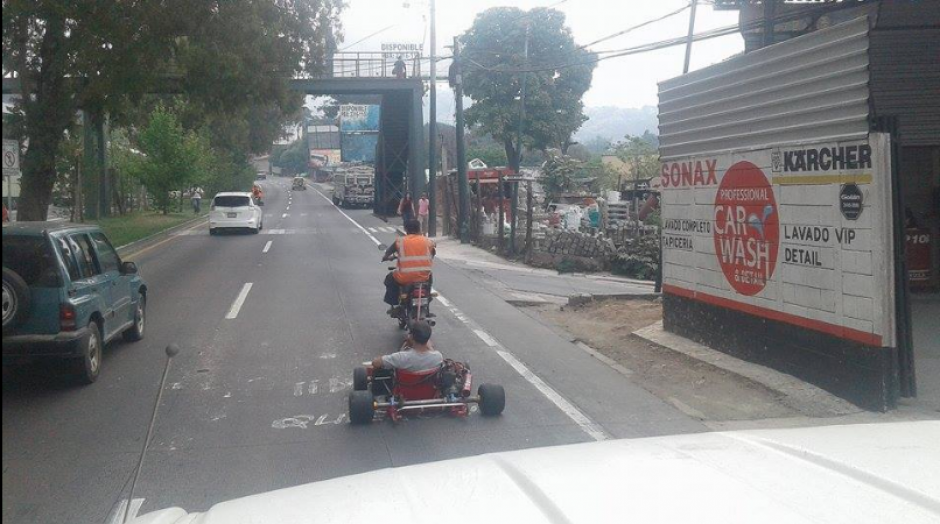 Los usuarios denunciaron esta actividad en la carretera. (Foto: Twitter/SacStarNews)