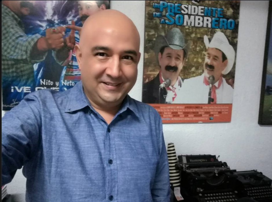 El hermano del Presidente dijo haberse cortado el cabello para no parecerse a Jimmy Morales. (Foto: Facebook/Sammy Morales)